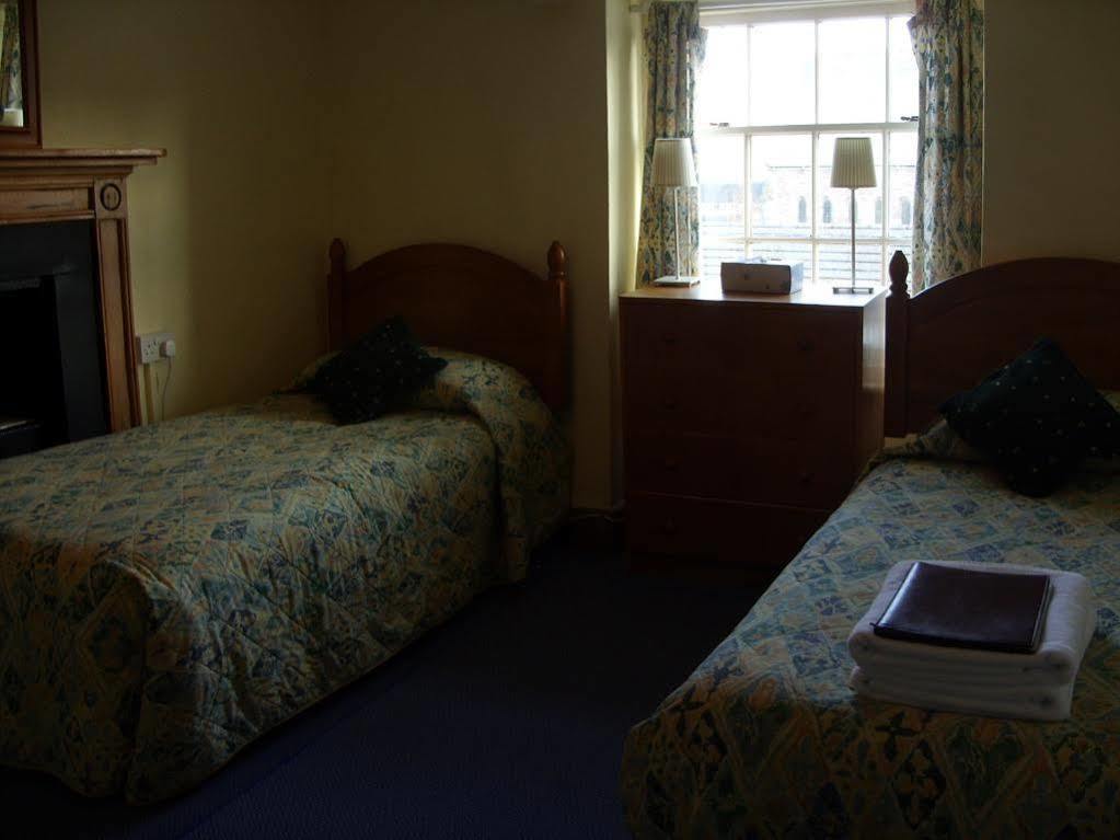 The Beacons Guest House เบรคอน ภายนอก รูปภาพ